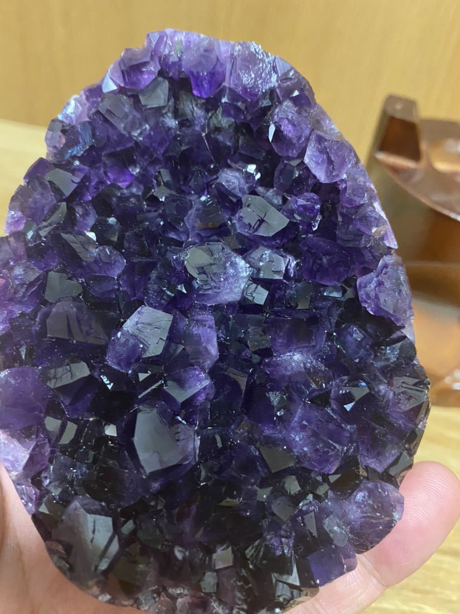紫水晶 【極上】ウルグアイ帝王紫アメジストクラスター原石（恐竜の卵