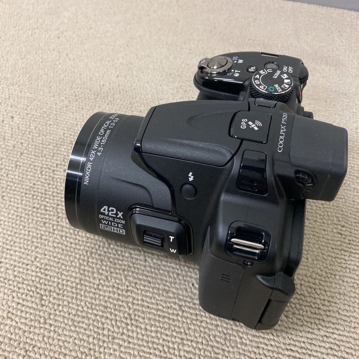 Nikon ニコン□P520 COOLPIX□デジタルカメラ□付属品多数□動作確認済 