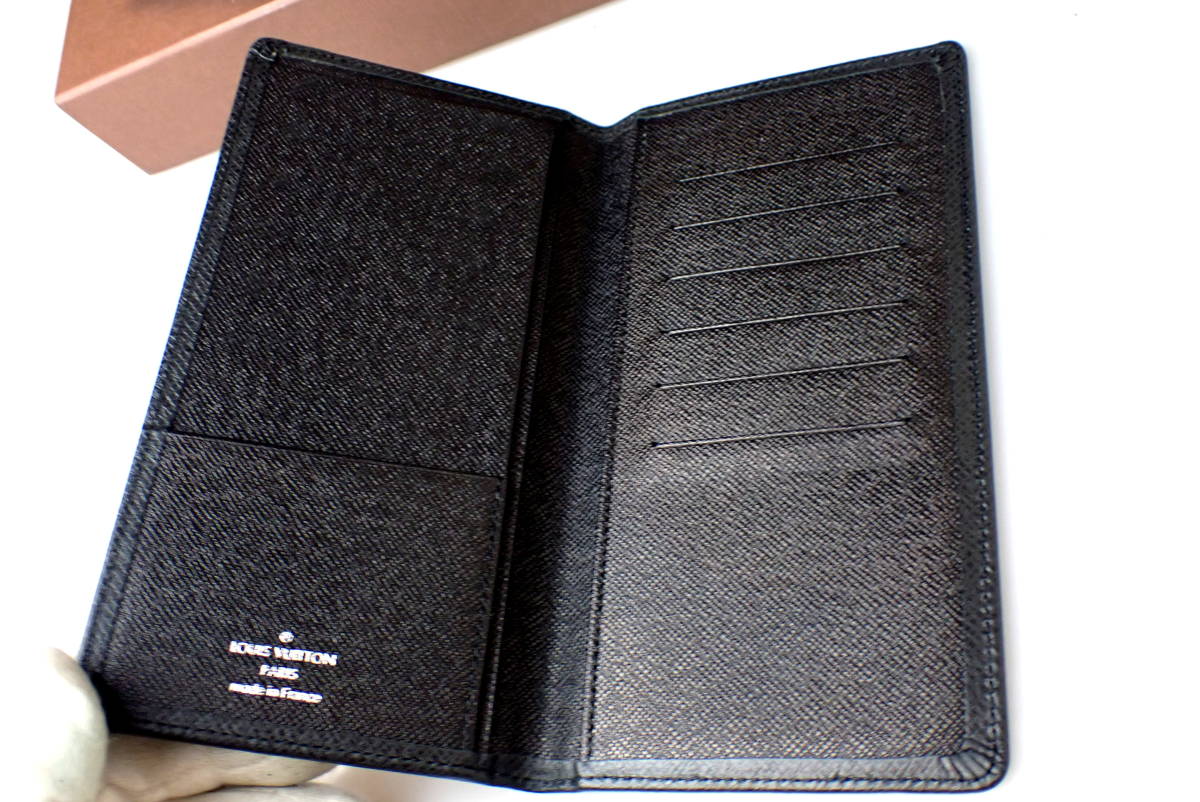 836A【超美品】正規品☆ルイヴィトン☆黒タイガ☆二つ折り長財布 