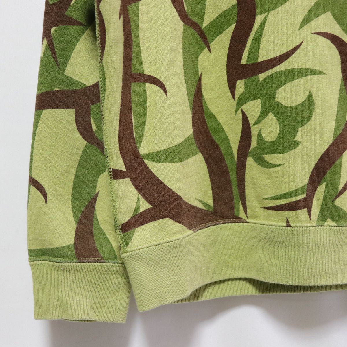 希少【a bathing ape】apee/トライバル カモフラ 迷彩/スウェット 