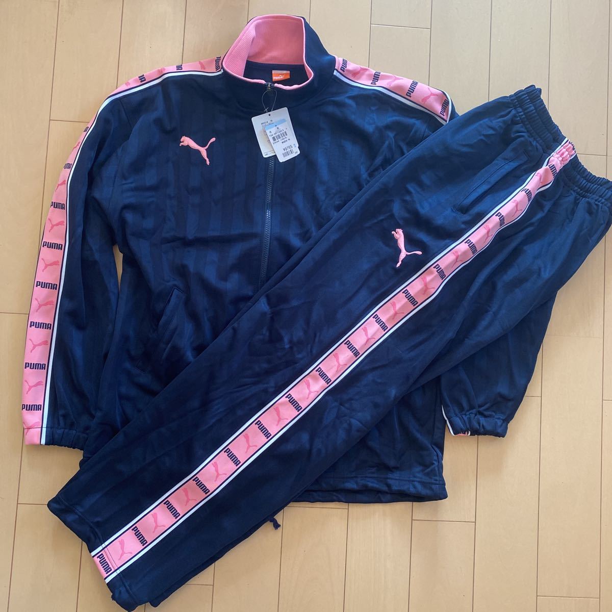 ♪新品♪PUMA プーマ ジャージ上下セット XOセット ネイビー⁄ピンク