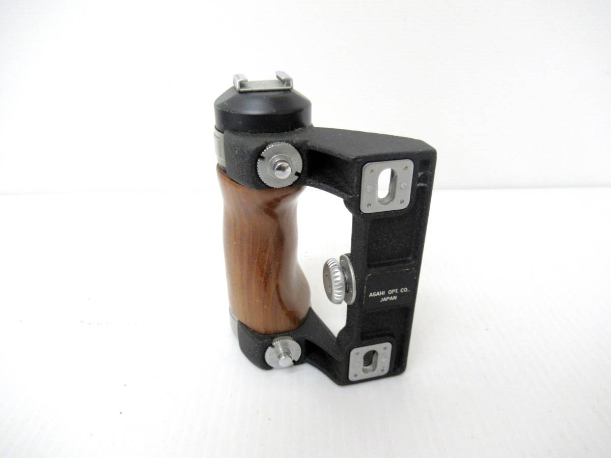 ASAHI PENTAX/アサヒペンタックス】戌⑤056//67用 木製グリップ | 6x7