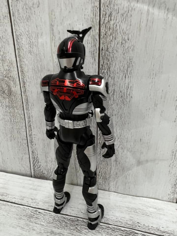 S H Figuarts 真骨彫製法 仮面ライダーカブト 魂ネイション16開催記念 フィギュアーツ 特撮 激安 3000円スタート 仮面ライダーカブト 売買されたオークション情報 Yahooの商品情報をアーカイブ公開 オークファン Aucfan Com