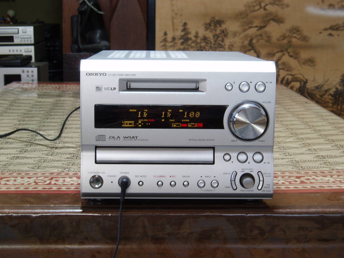 驚きの破格値，得価 ONKYO システムコンポ FR-7GX 美品・稼働良好・MDLP