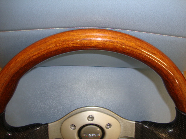モモ ステアリング MOMO momo 35パイ 車用ステアリング momoウッド