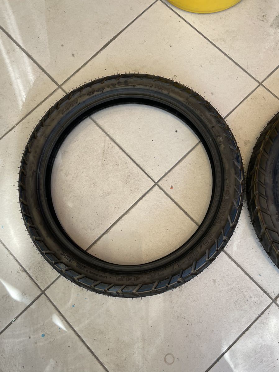 ハンターカブCT125 純正タイヤ 新車外し 前後セット中古良品 80/90-17