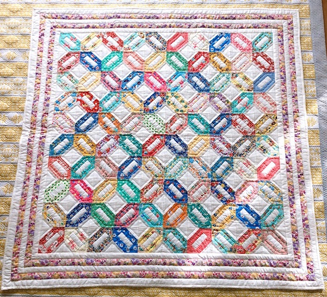 ☆ハンドメイド パッチワークキルト 踏切のキルト プレイマット ベビー