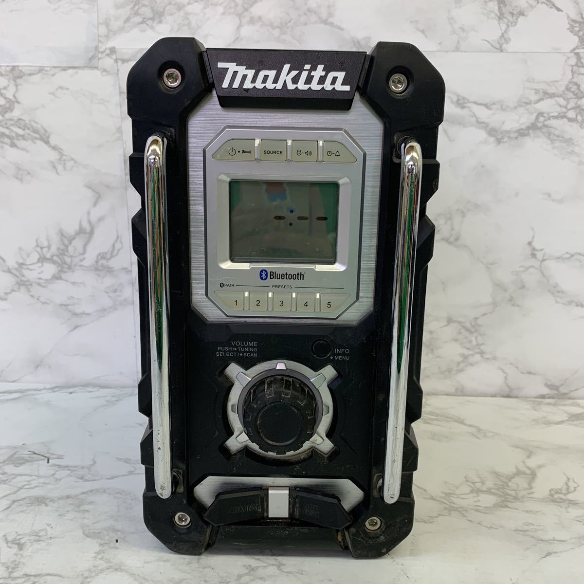 マキタ MR108 充電式ラジオ Makita ラジオ | Bluetooth搭載 Bluetooth