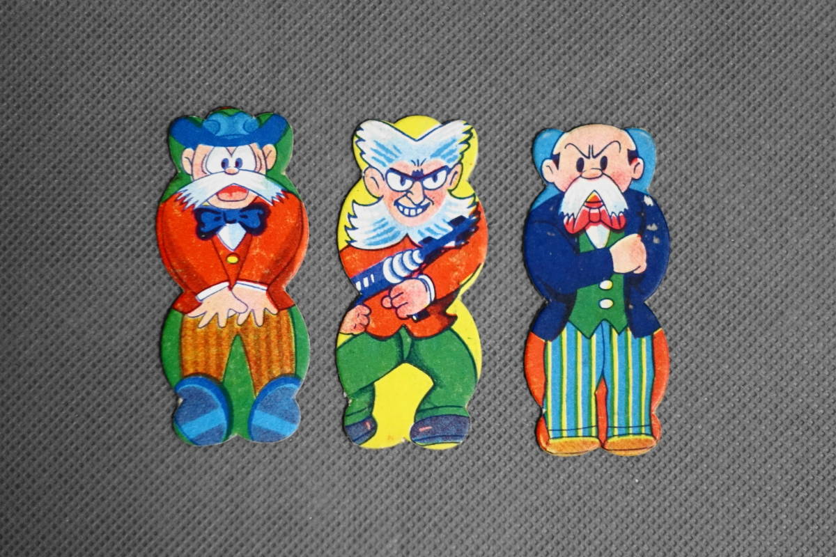 鉄腕アトム 型抜き面子 ６枚 額入り 人型メンコ 姿めんこ 人形面子 イラスト まんが 駄玩具 紙玩具 懐かしいおもちゃ 昭和レトロ その他 売買されたオークション情報 Yahooの商品情報をアーカイブ公開 オークファン Aucfan Com