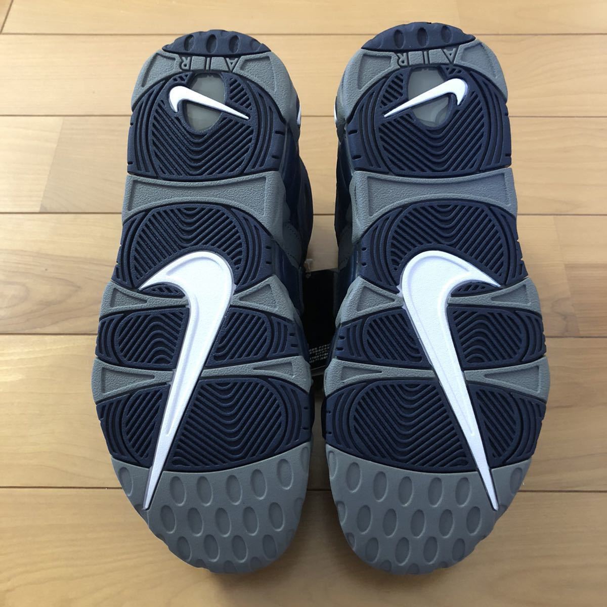 NIKE AIR MORE UPTEMPO 