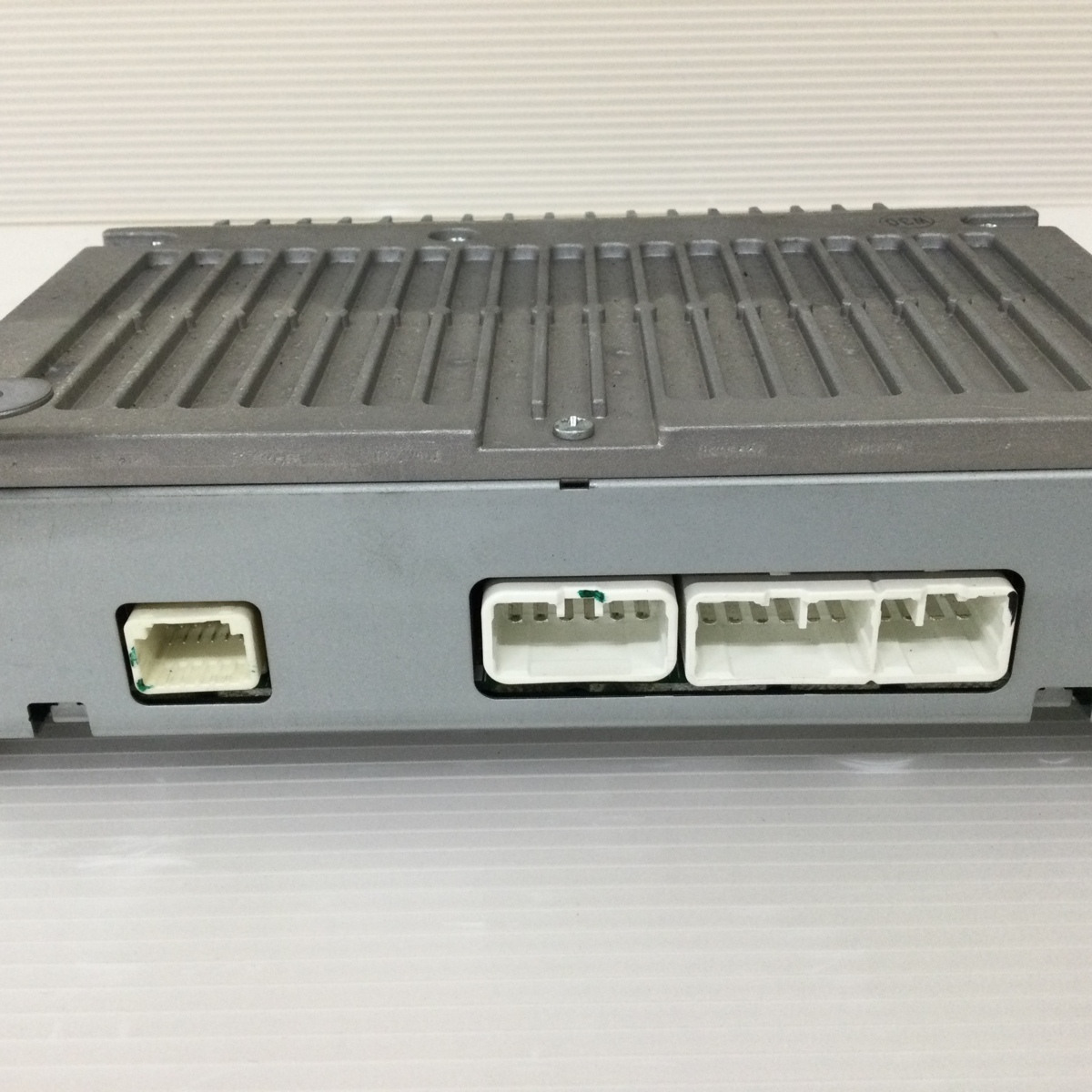 トヨタ クラウン200系 GRS200 オーディオアンプ 86280-30630 トヨタ純正 GRS200 クラウン オーディオアンプ パワーアンプ 86280