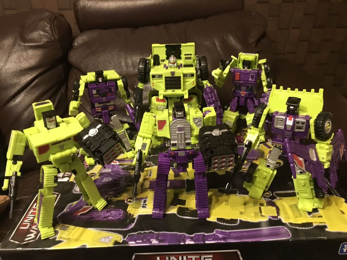 デバスター トランスフォーマーユナイトウォリアーズ タカラトミー