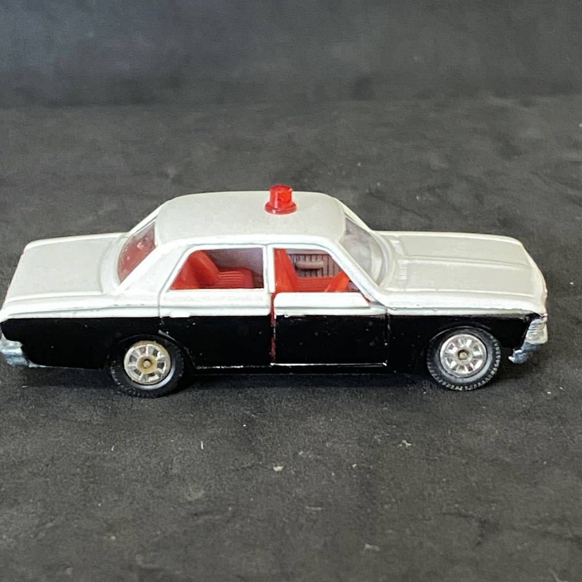 トミカ 黒箱 TOMICA パトロールカー トヨタクラウン #4-1-4？ 当時物