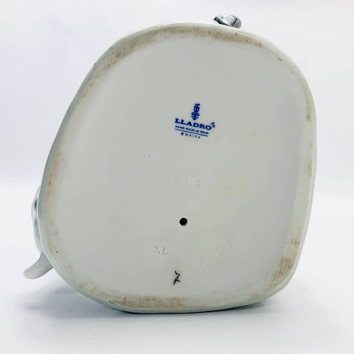 絶版】LLADRO リヤドロ No.1248『ハチミツが大好き』Honey Lickers