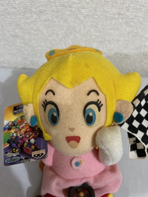 正規品】 スーパーマリオカート ぬいぐるみ ピーチ姫 中古タグ付き