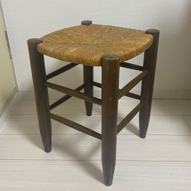 マイルドパンチラスト一点　ピエールシャポー　シャルロットペリアン　捻じ脚型 Perriand Charlotte | シャルロット シャルロット・ペリアン – LIVING