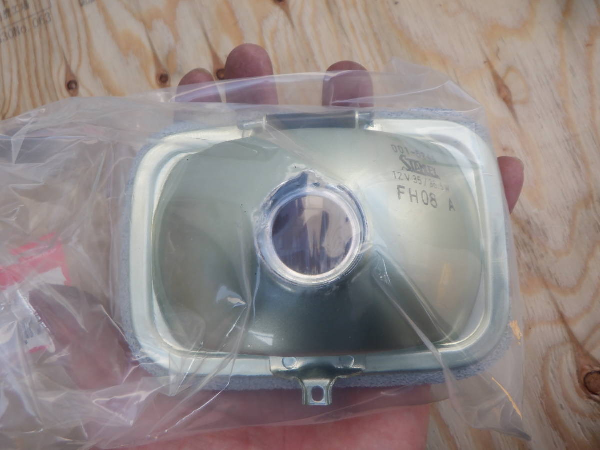 XR100モタード？ XR50モタード？ ライト 未使用品 33123-KAE-003