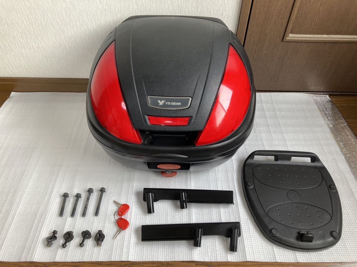 ヤマハ トリシティ125(SE82J)ワイズギア(GIVI 製)リアボックス ＆リア 