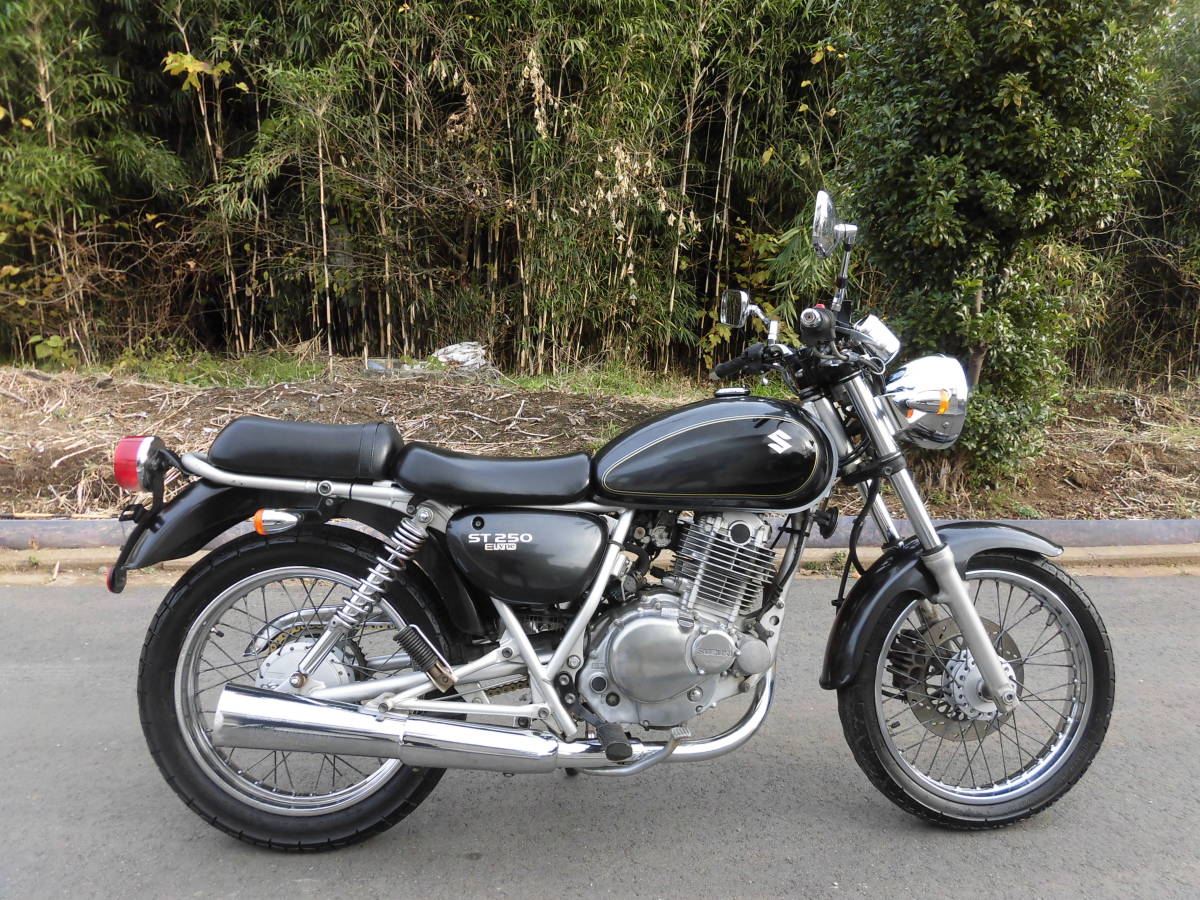 ST250 Eタイプ 黒/グレー インジェクション車(126cc-250cc)｜売買され