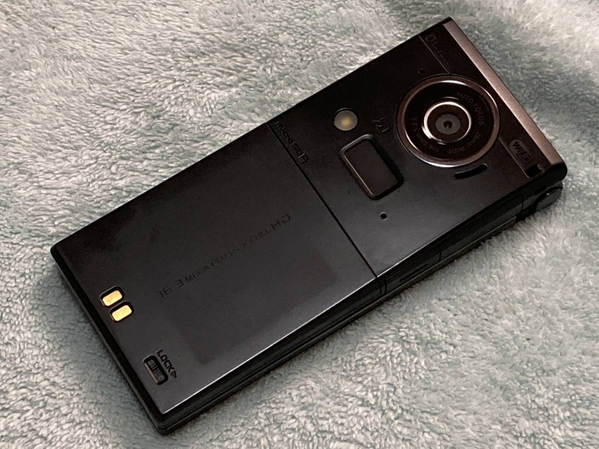 格安，高品質 【送料無料】即決 富士通 ドコモ高機能ガラケーFOMA 防水