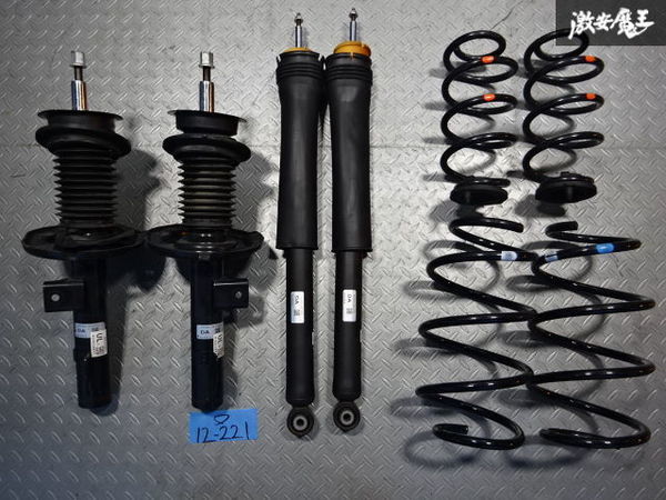 新車外し 美品 BPEP MAZDA3 ファストバック ノーマル サスペンション