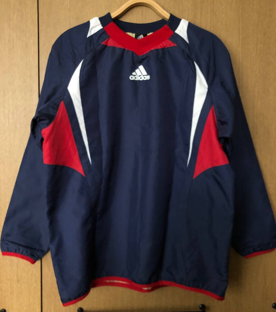 160 Adidas ピステ 上 ウィンドブレーカー 中綿 サッカー 練習着 上着 キッズ ジュニア 子供用 アディダス 160cm ジャケット 上着 売買されたオークション情報 Yahooの商品情報をアーカイブ公開 オークファン Aucfan Com