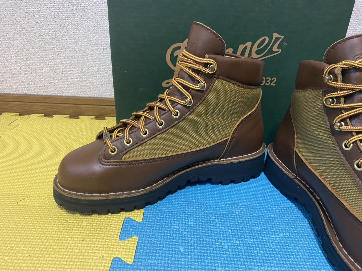 使用少ない☆美品☆白タグ Danner ダナーライト ブーツ 30440 