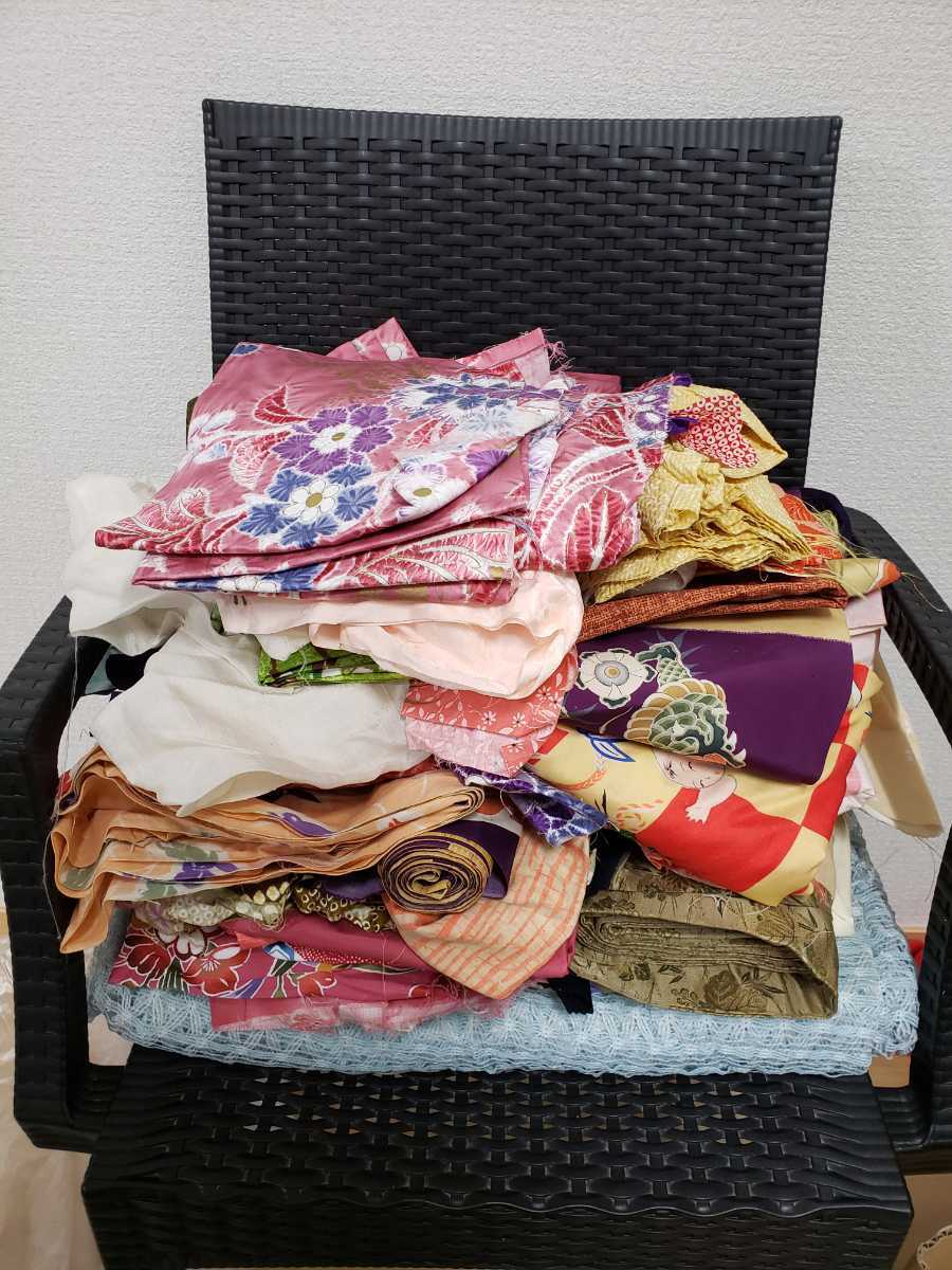 アンティーク着物 レトロ 着物 ハギレ 布 切れ端 ふろしき 風呂敷 ランチョンマット まとめて はぎれ 布地 売買されたオークション情報 Yahooの商品情報をアーカイブ公開 オークファン Aucfan Com