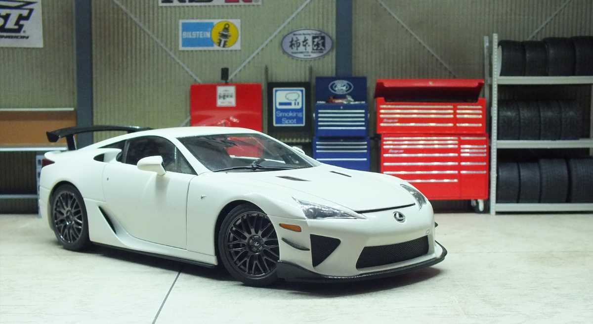 LFA Lexus Nurburgring AUTOart 1⁄18 Package 1:18 LEXUS Edition