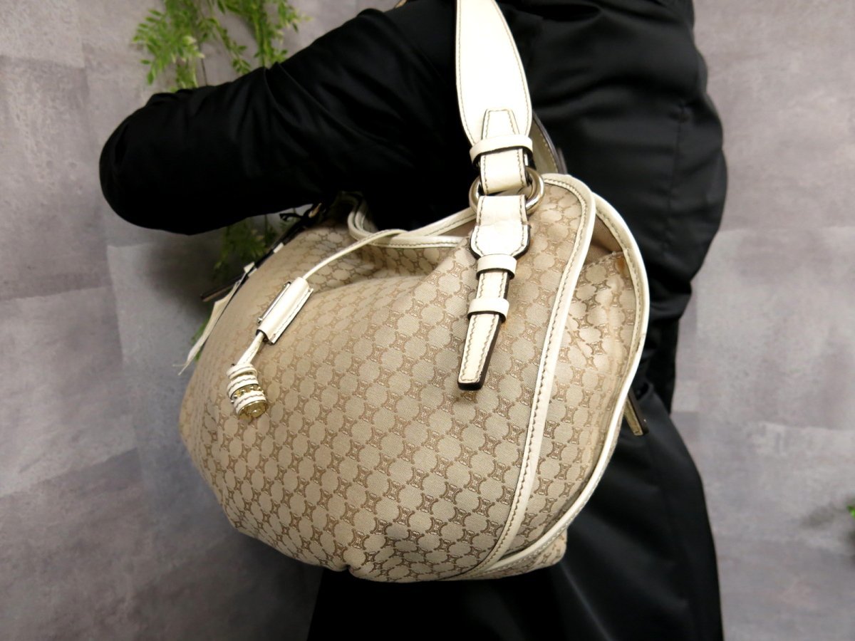 未使用○CELINE セリーヌ○ビタースウィート○マカダム 未使用○CELINE セリーヌ○ビタースウィート○マカダム