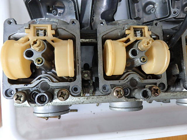 SUZUKI イナズマ1200 GV76A 純正キャブレター 希少/廃番/旧車/当時物 