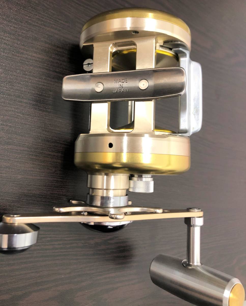 7430D【釣り用具】Daiwa ダイワ リール Millionaire ミリオネア CV