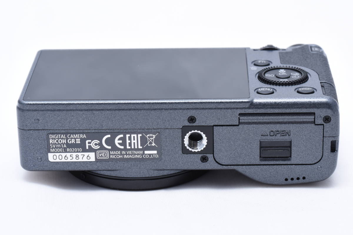 ☆超極上☆ リコー RICOH GR III 《ショット数10893回・元箱付・付属品