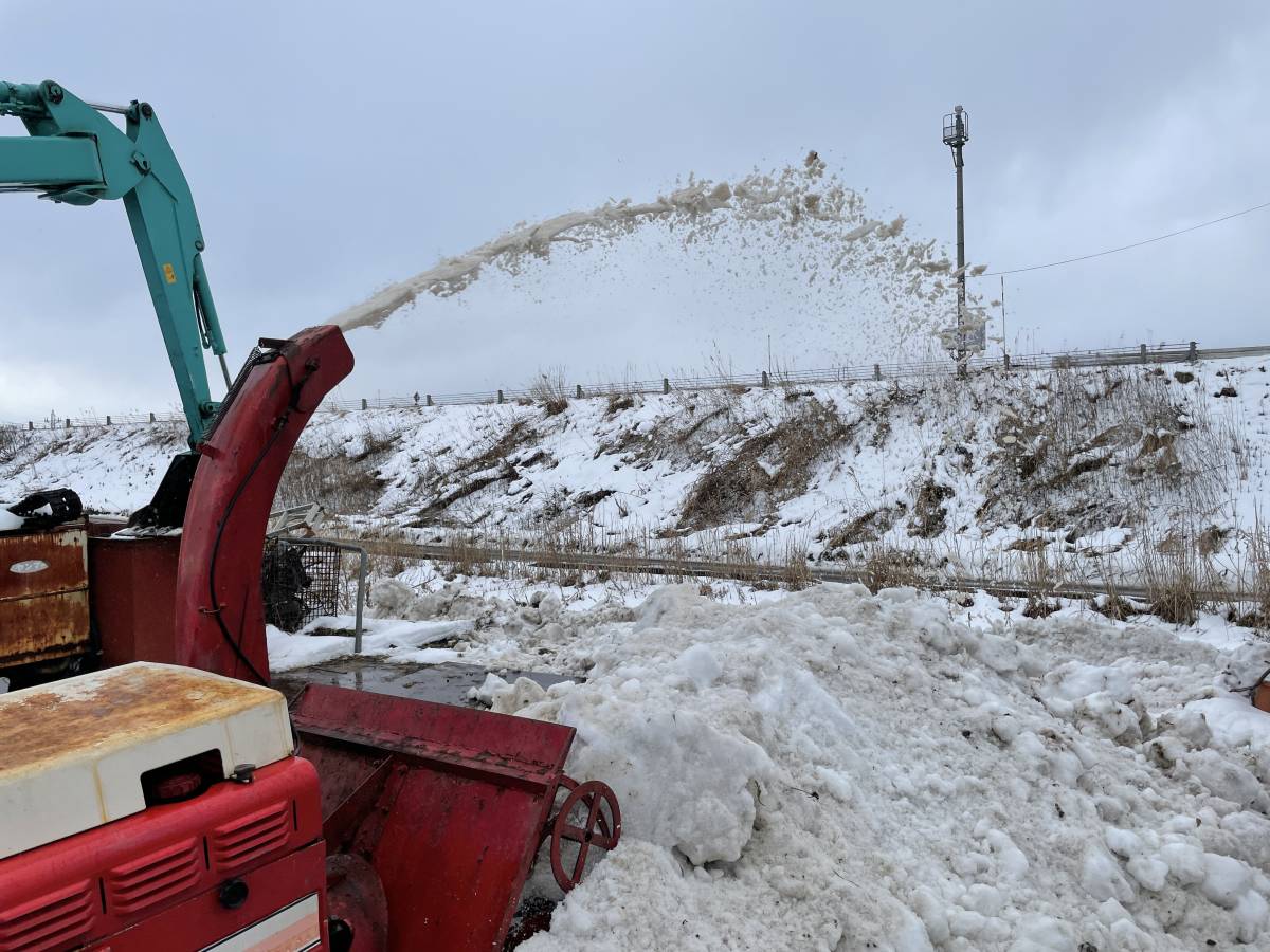 除雪機 13馬力 ディーゼル wado 早いもの勝希少ワドー WADO 除雪機の 