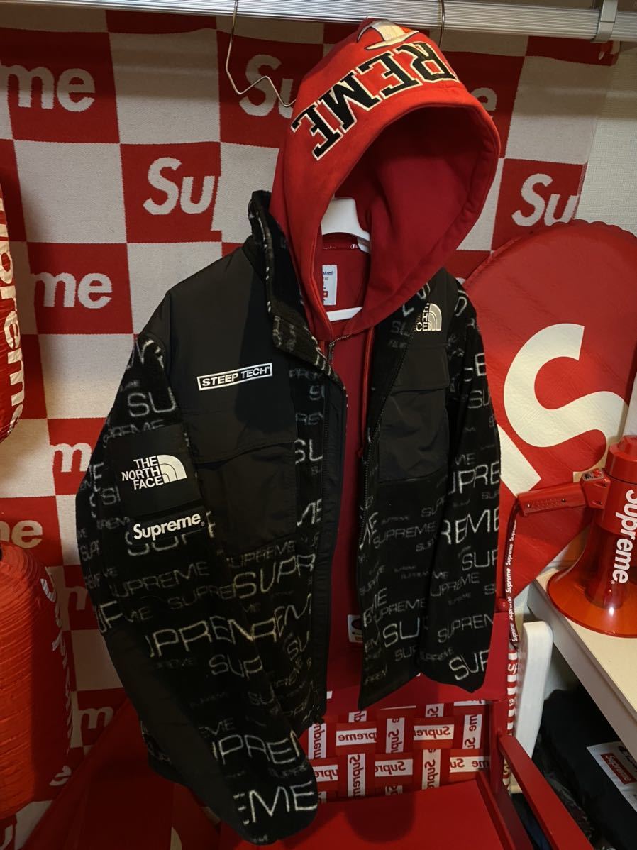 ☆超激レア☆Supreme champion フードロゴパーカー Mサイズ(パーカ 