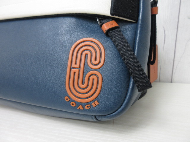 美品　正規品　コーチ　coachメンズ　ボディバック　ウエストポーチ 極美品 COACH コーチ ボディバッグ ウエストポーチ バッグ レザー 青系