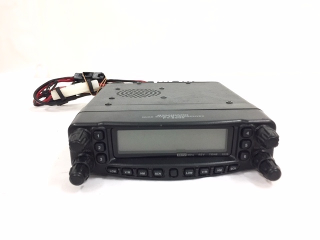 STANDARD FT-8900 ジャンク品 ジャンク】 STANDARD QUADバンド FMトランシーバーFT
