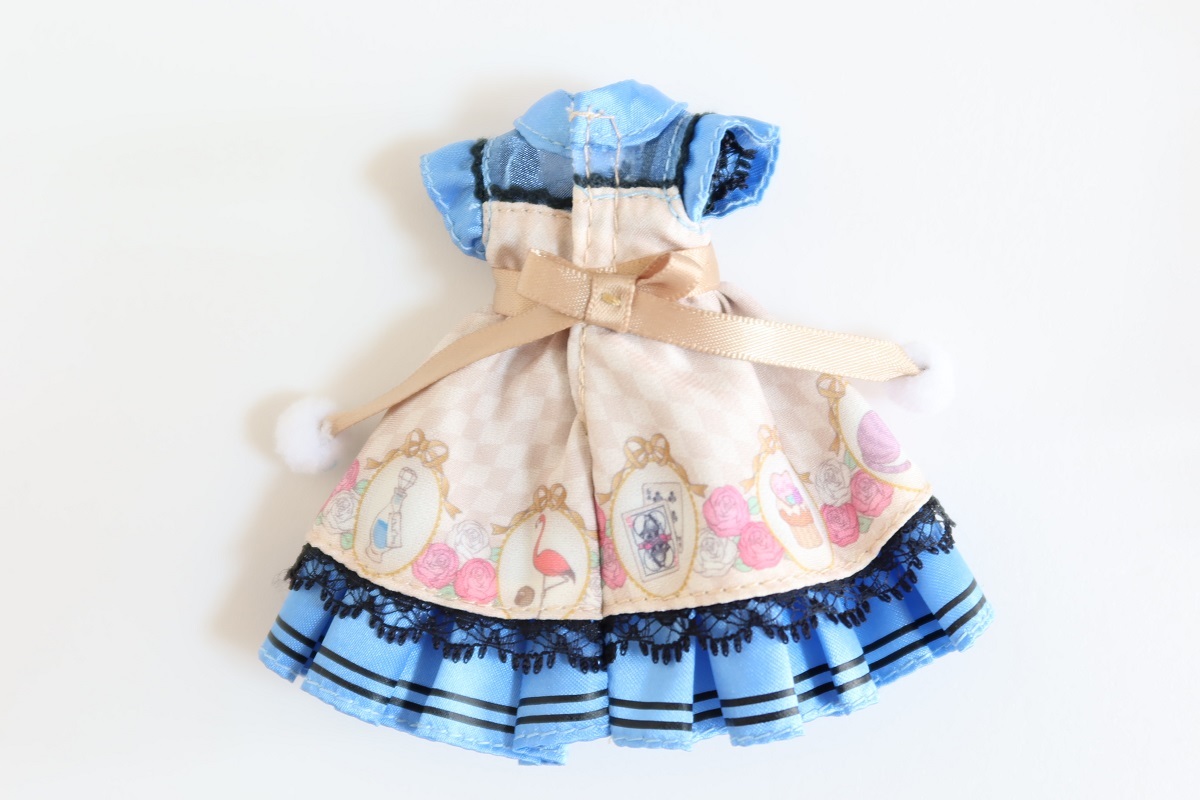 中古難アリ：ミディブライス「ペブルケーキアンドシュリンキングアリス」の服