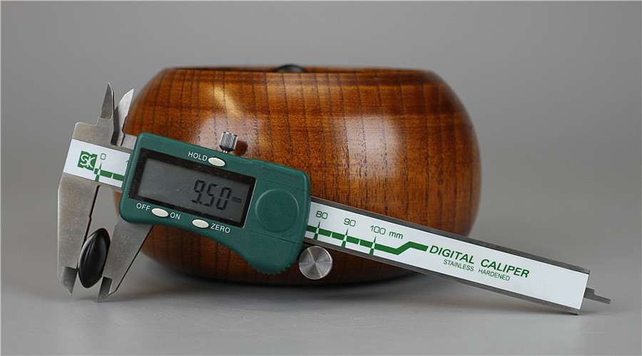 Z0529 名誉名人 【趙治勲】 揮毫 真筆保証本榧碁盤5.8×42.5×45.5cm碁石