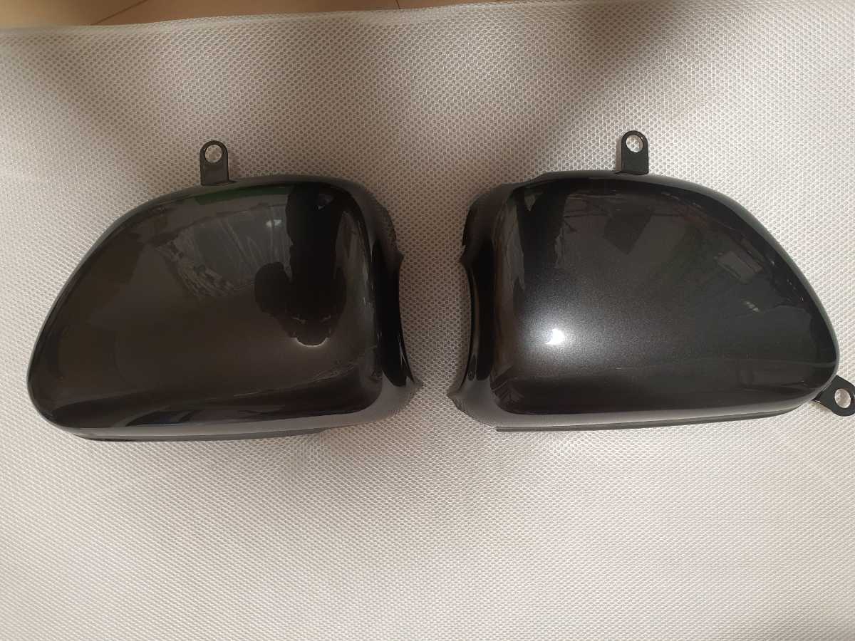 値下げ！W650 フューエルタンク サイドカバー グレー W400にも 