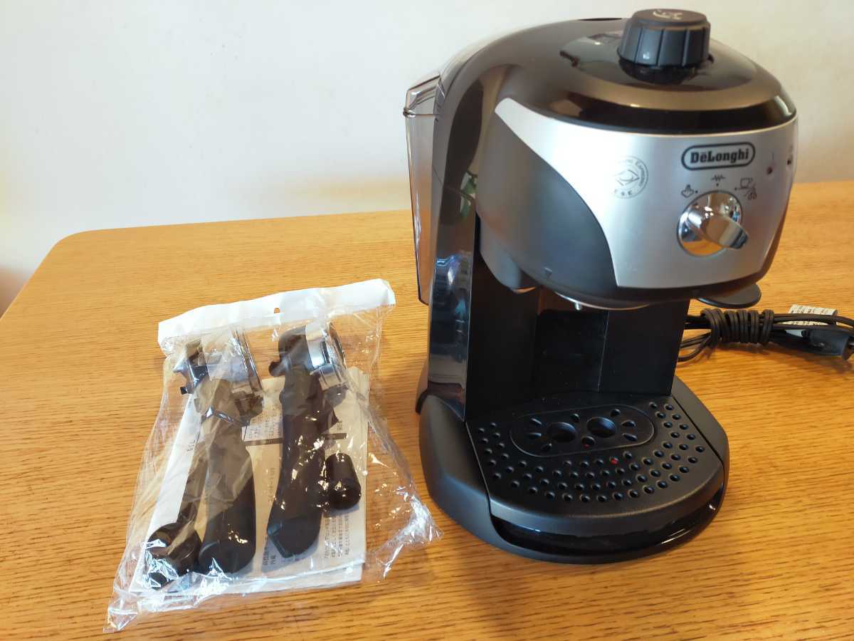 美品】デロンギ エスプレッソ・カプチーノメーカーEC152J