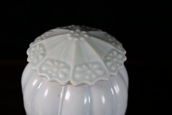 青白磁 宋時代 中国美術 影青 蓋物 湖田窯 唐物 瓜形香合