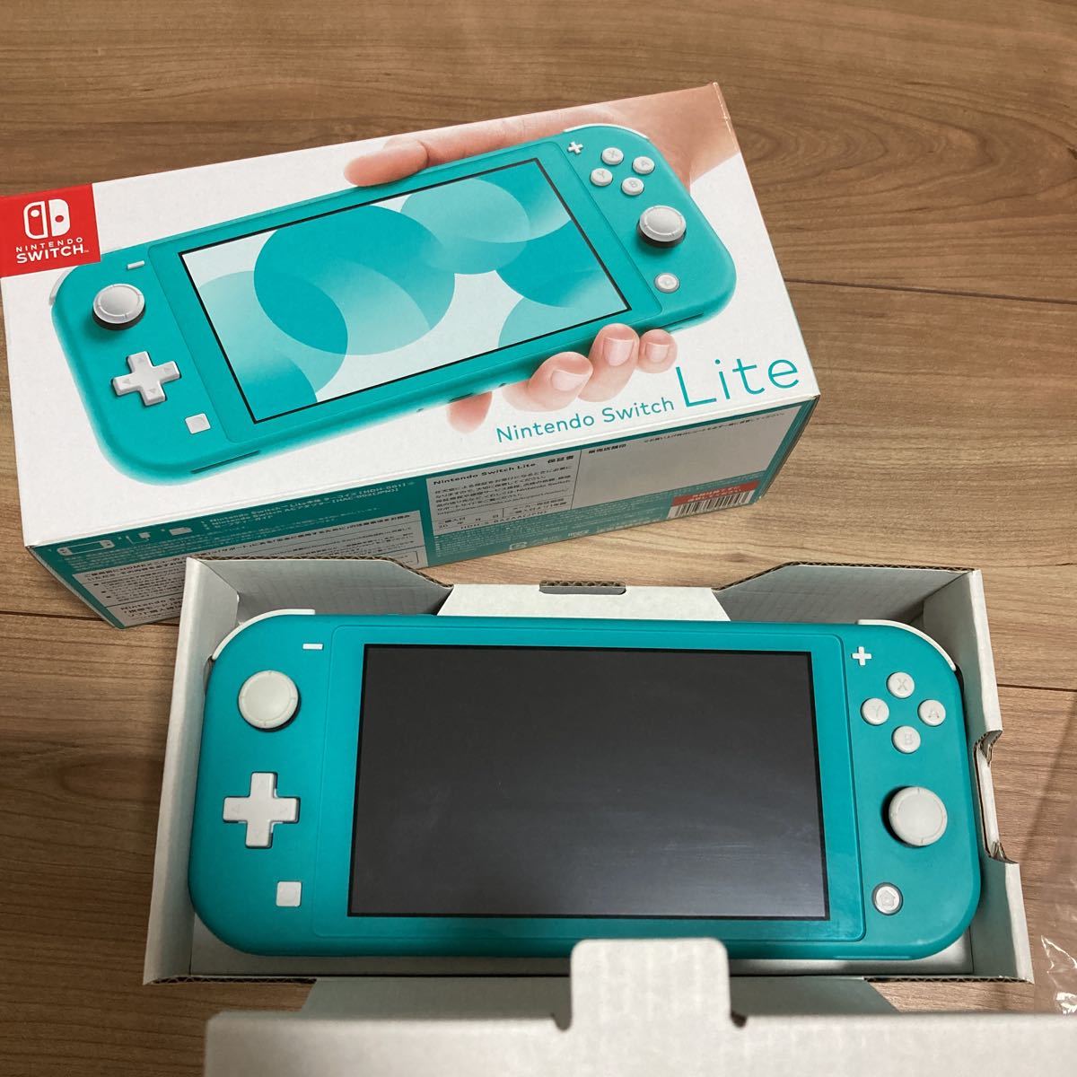 美品!任天堂 Nintendo Switch Lite ニンテンドー スイッチ ライト 本体 