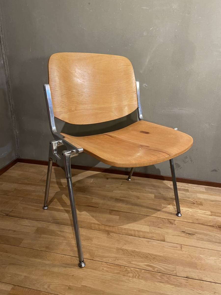 ヴィンテージチェア カステリ① イタリア製