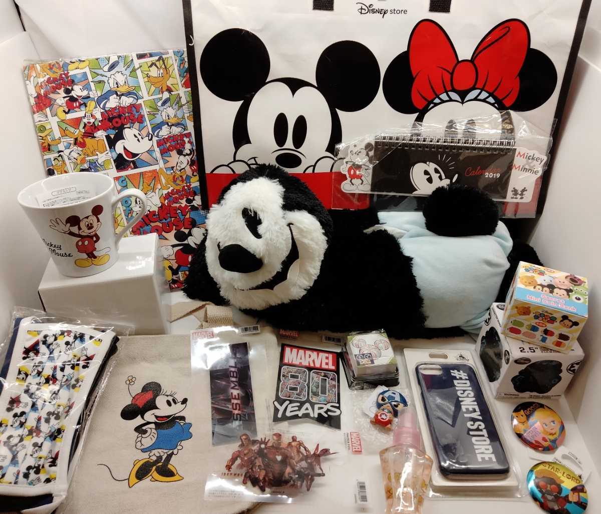 ディズニーストア ラッキーバッグ 福袋 中身詳細 マグカップ ぬいぐるみ ティッシュカバー シール スマホケース メモ トートバッグ バッジ ディズニー 売買されたオークション情報 Yahooの商品情報をアーカイブ公開 オークファン Aucfan Com