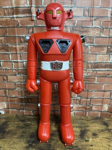 かわいい ゲームソフト３本付 レッドバロン ジャンボマシンダー４０センチ 動作確認済み 画像の物がすべてです 電池付 チャンピオンファイター その他 Afols Pl