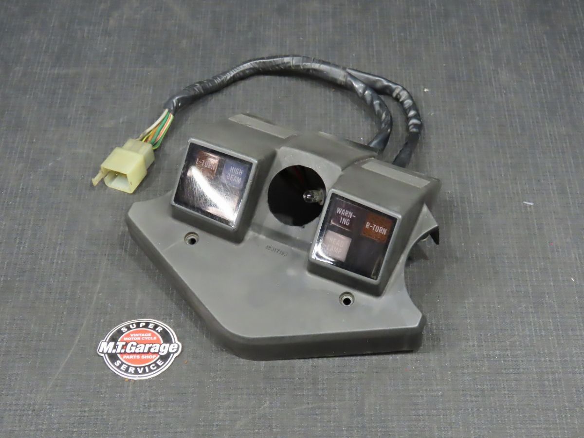 1984年 GPZ550 ZX550A 純正オイルクーラー【100】 GPZ550-C-060(検