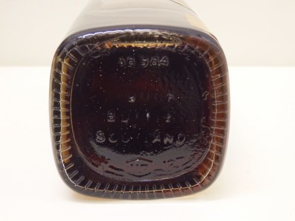古酒　ジョニーウォーカー　ブラックラベル　 EXTRA SPECIAL　特級　金キャップ　白紋章　三菱商事　未開栓　760ml　43％　Jonnie Walker