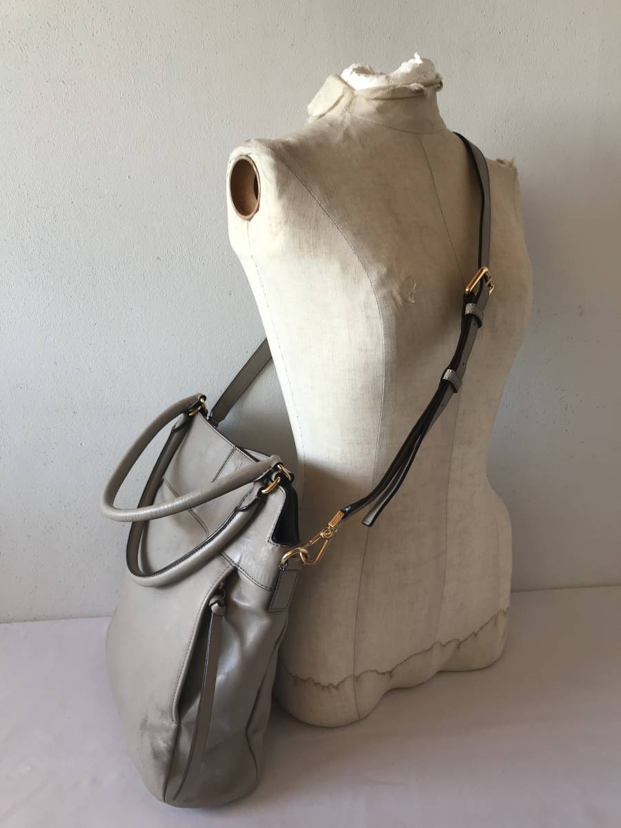 サザビー SAZABY 2way 極美品本物サザビーSAZABY本革 美品SAZABY 中古