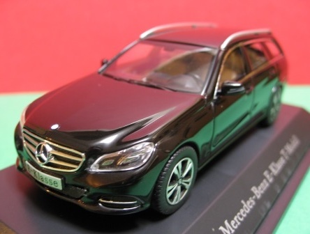 【爆買い，得価】 1/43 メルセデスベンツEクラスＴモデル S212(乗用車)｜売買されたオークション情報、yahooの商品情報をアーカイブ公開 - オークファン 乗用車